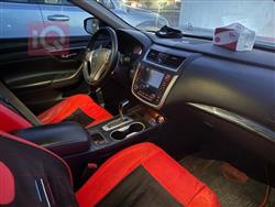 نيسان ألتيما